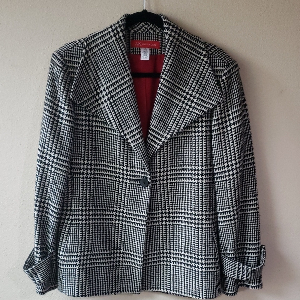 Women's Black and White Plaid Jacket